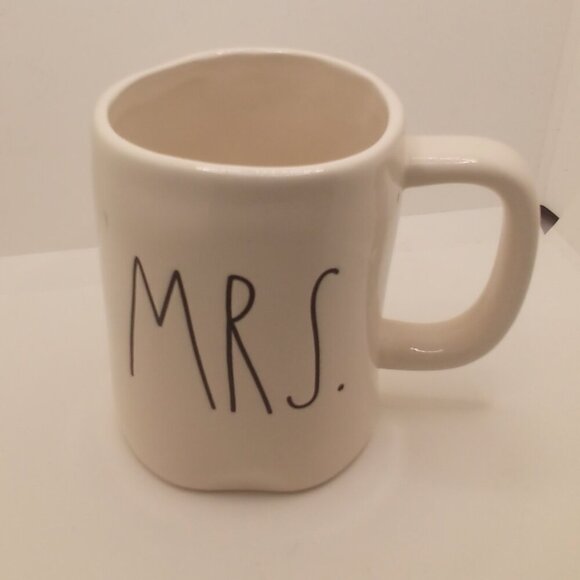 Rae Dunn Artisan Collection Ceramic Mug MRS. White - Picture 1 of 10